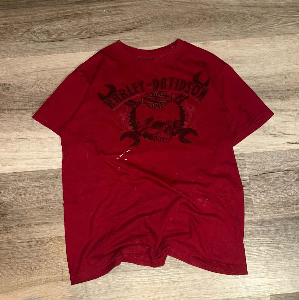 Harley-Davidson Red Skull and Wrench Graphic T-Shirt